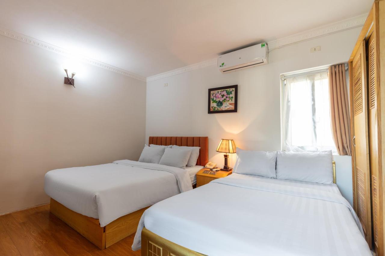 Blau Hotel Hanoi Buitenkant foto