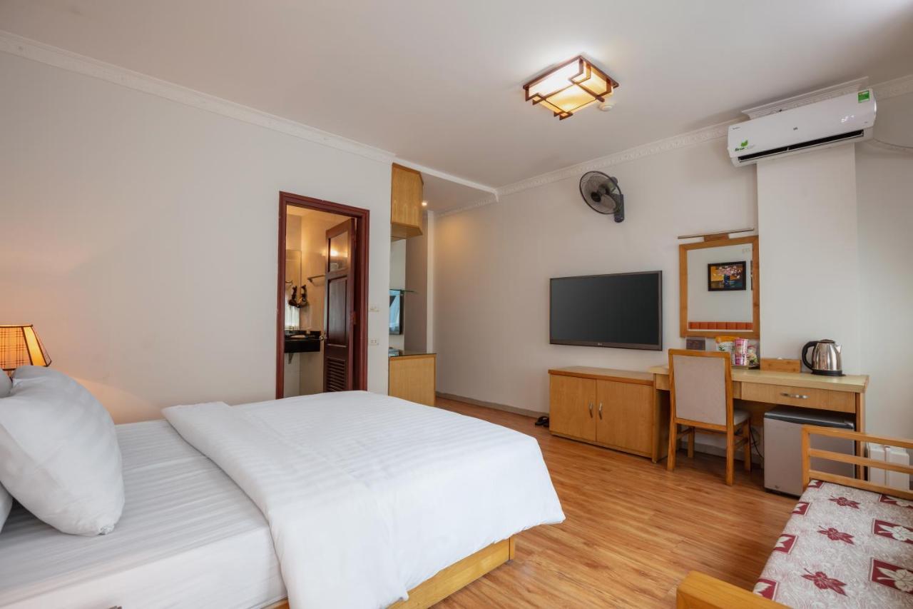 Blau Hotel Hanoi Buitenkant foto